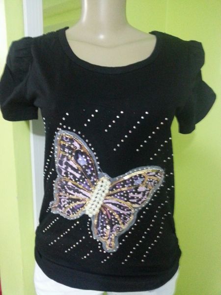 Blusa Baby look borboleta de pérola