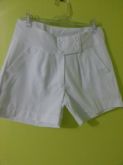 Shorts jeans branco estilo social